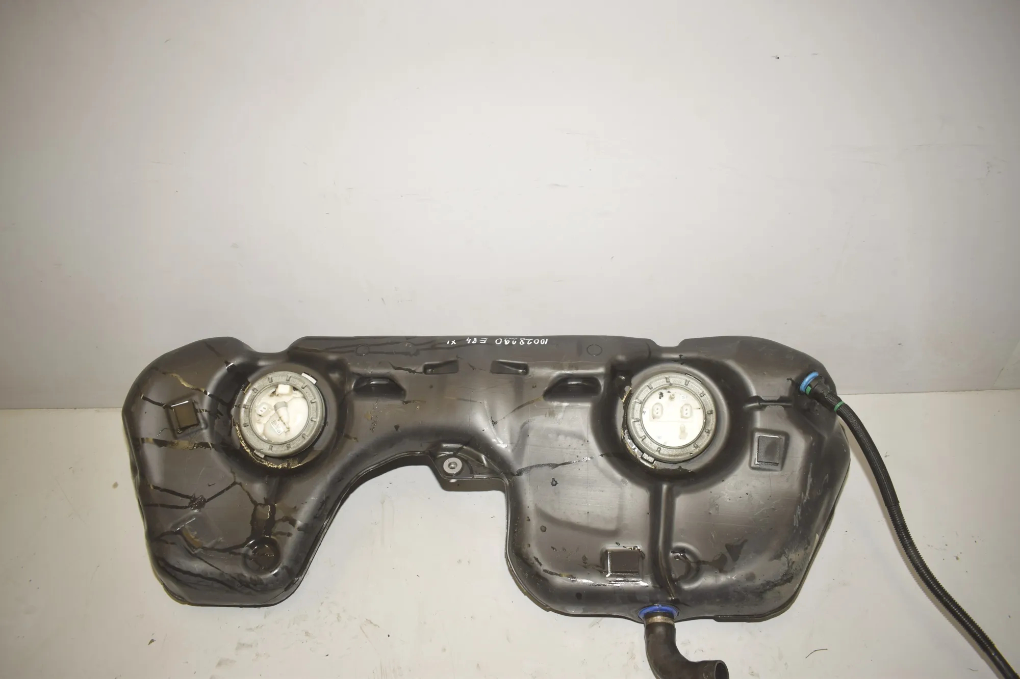 Fuel Tank – OEM 7283798 · BMW X1 (E84) sDrive 20 i 2013 – 2