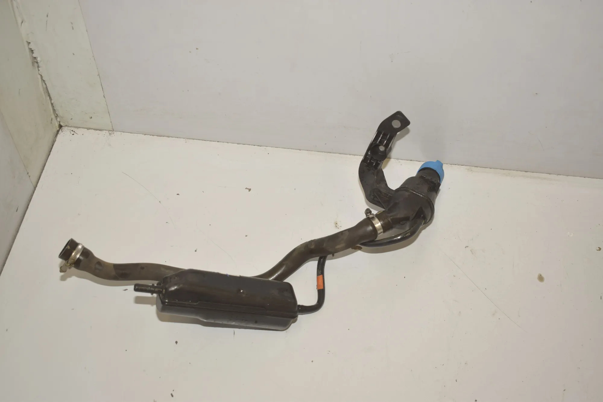 Fuel Tank Pipe – OEM 7467966 · BMW X1 (F48) xDrive 18 d 2018 – 2