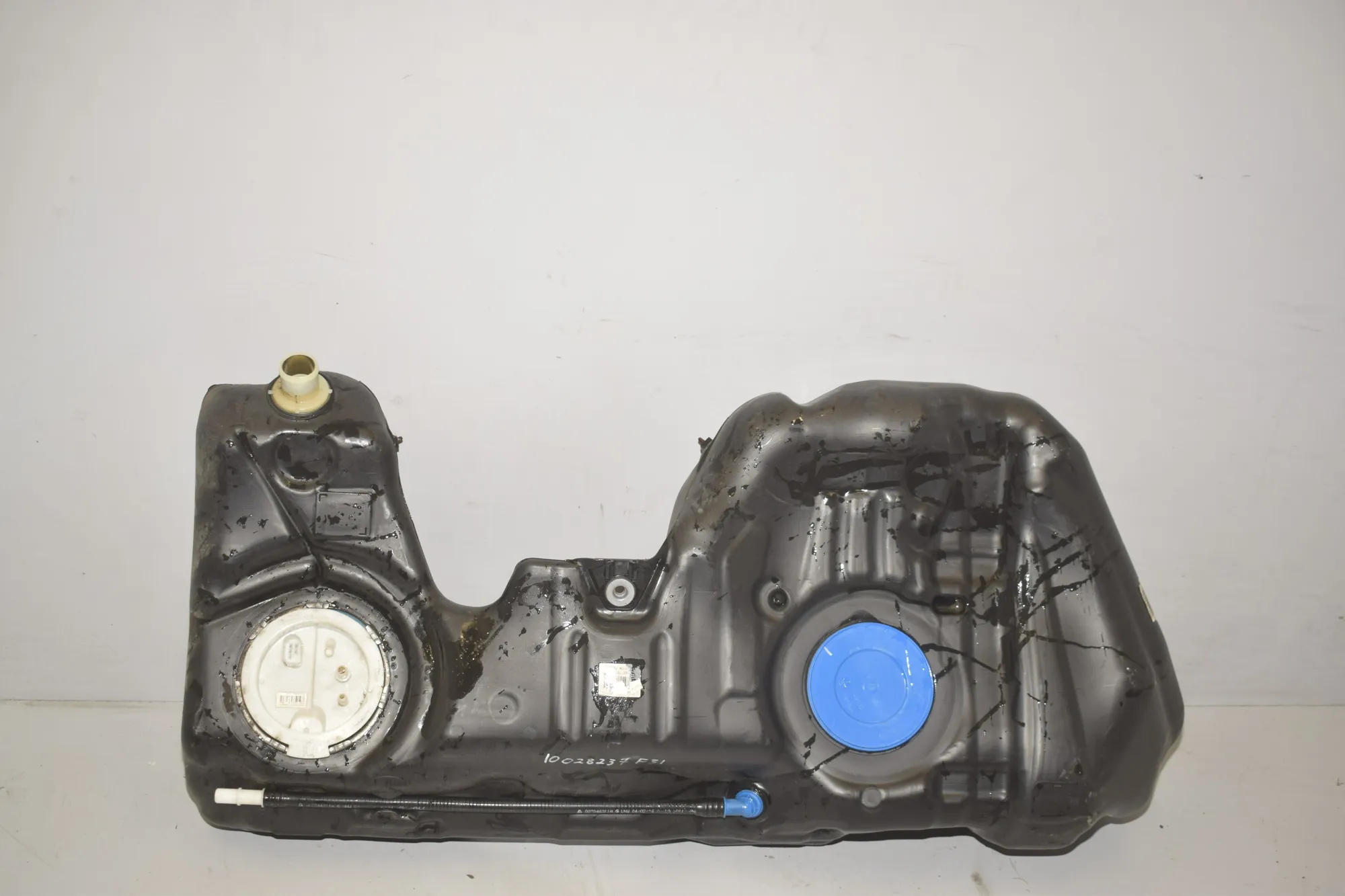 Fuel Tank – OEM 7294609 · BMW 3 Touring (F31) 330 d 2016
