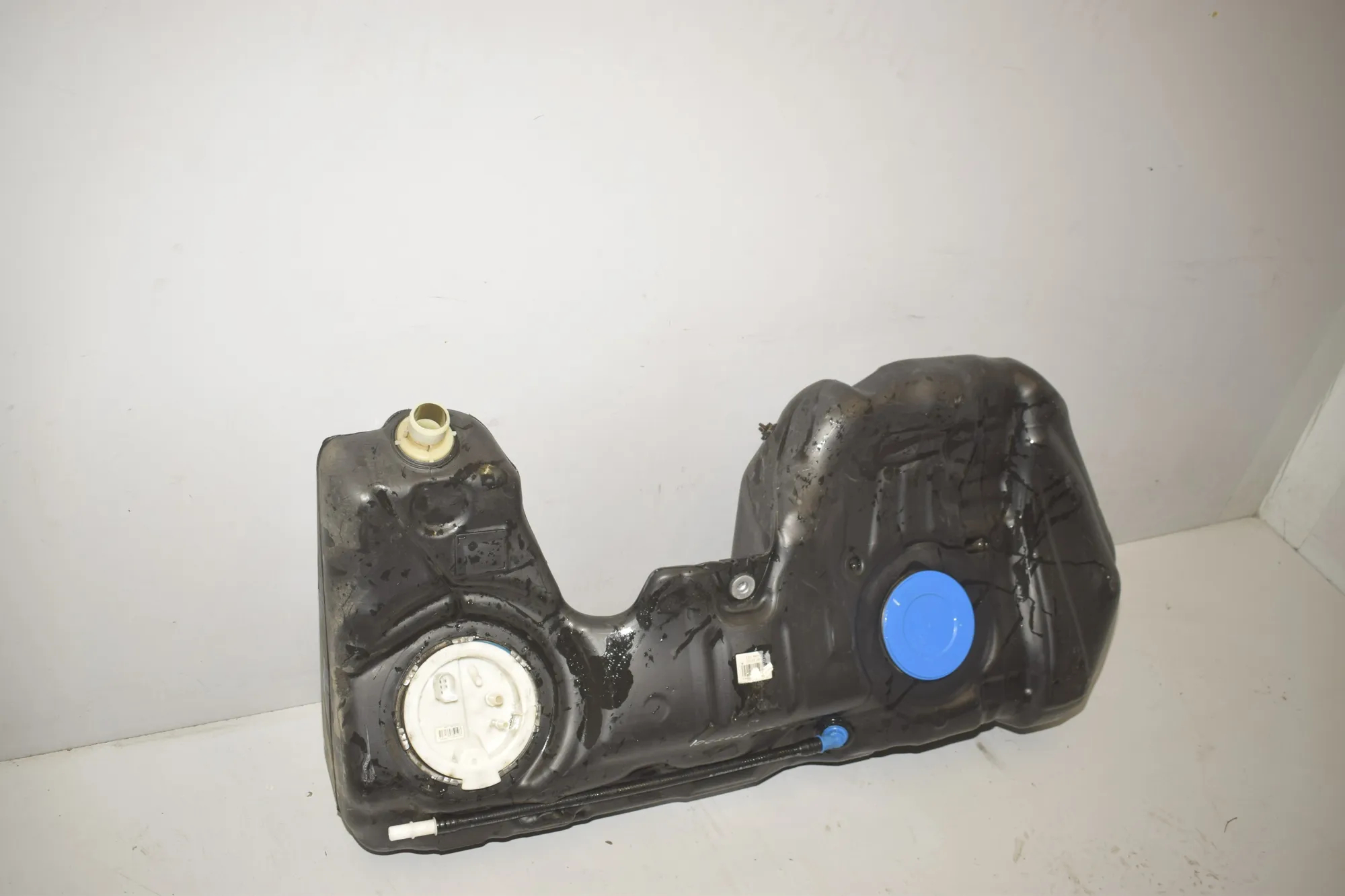 Fuel Tank – OEM 7294609 · BMW 3 Touring (F31) 330 d 2016 – 2