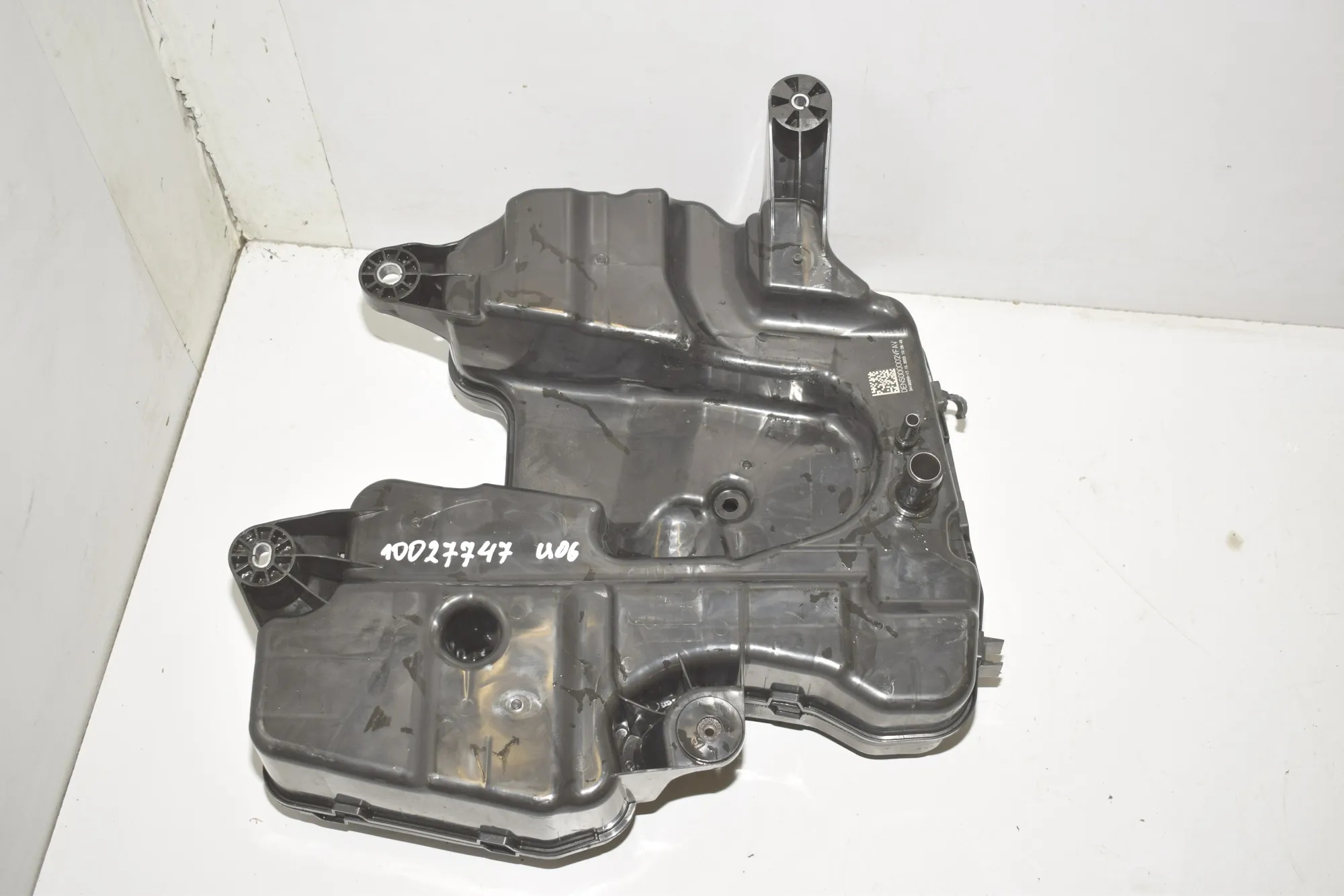 AdBlue Tank – OEM 8740421 · BMW 2 Active Tourer (U06) (2021 - -) 218d 2022