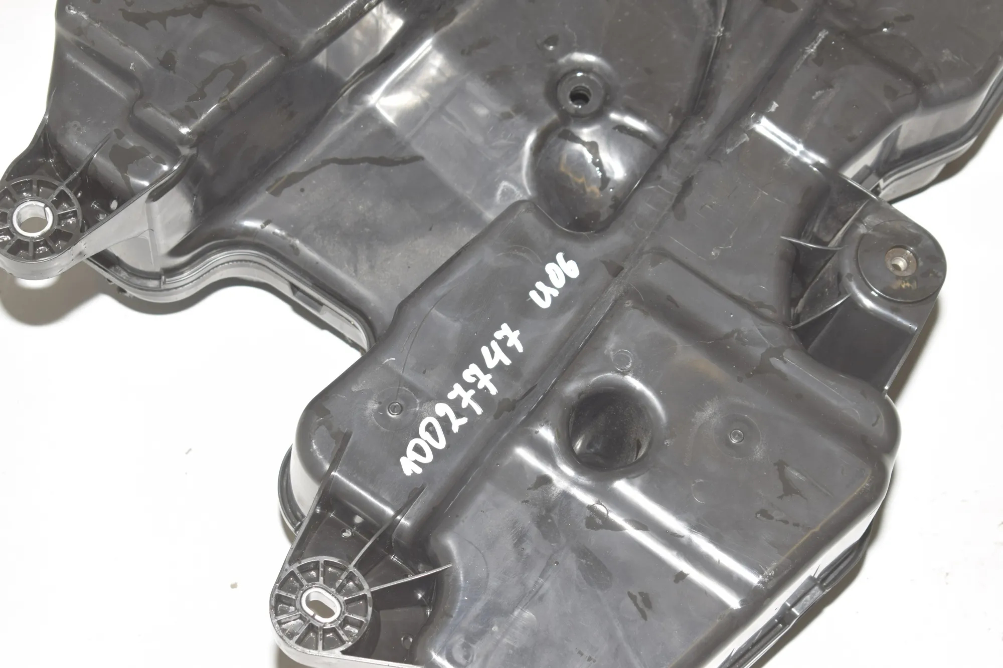 AdBlue Tank – OEM 8740421 · BMW 2 Active Tourer (U06) (2021 - -) 218d 2022 – 3