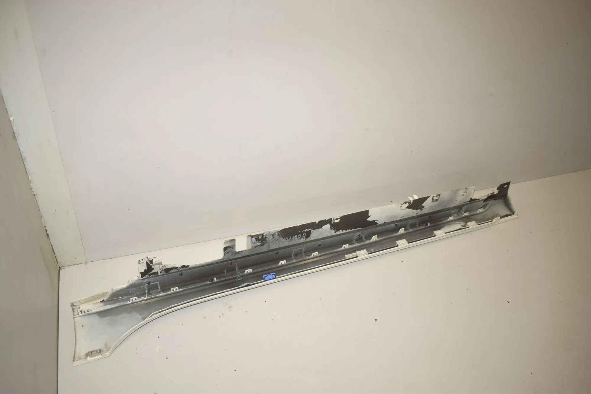 Right Side Plastic Sideskirt Cover – OEM 9850692 · BMW 1 (F40) (2019 - -) (F40)118i 2020 – 3