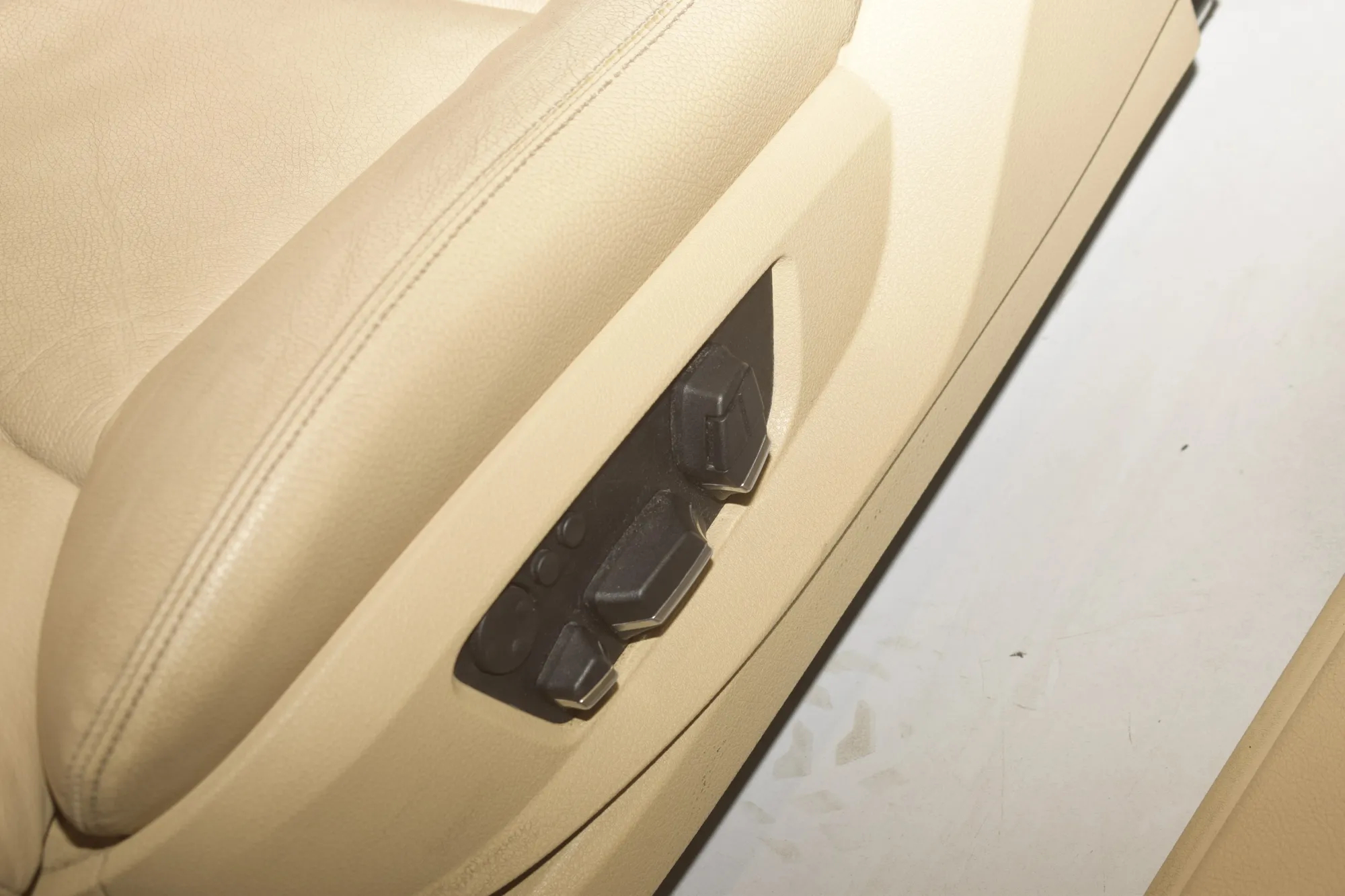Seat set · BMW 5 Touring (F11) 535 d 2013 – 16