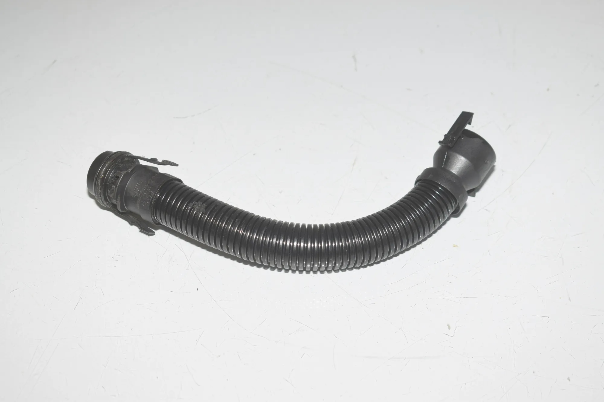 Breather Hose · BMW 5 Touring (F11) 535 d 2013