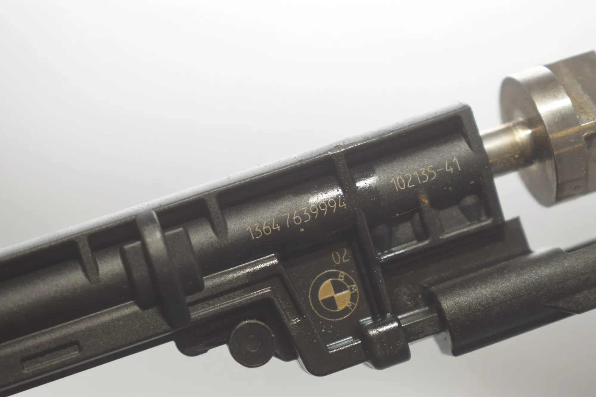 Fuel Injector – OEM 7639994 · BMW X1 (E84) sDrive 20 i 2013 – 4