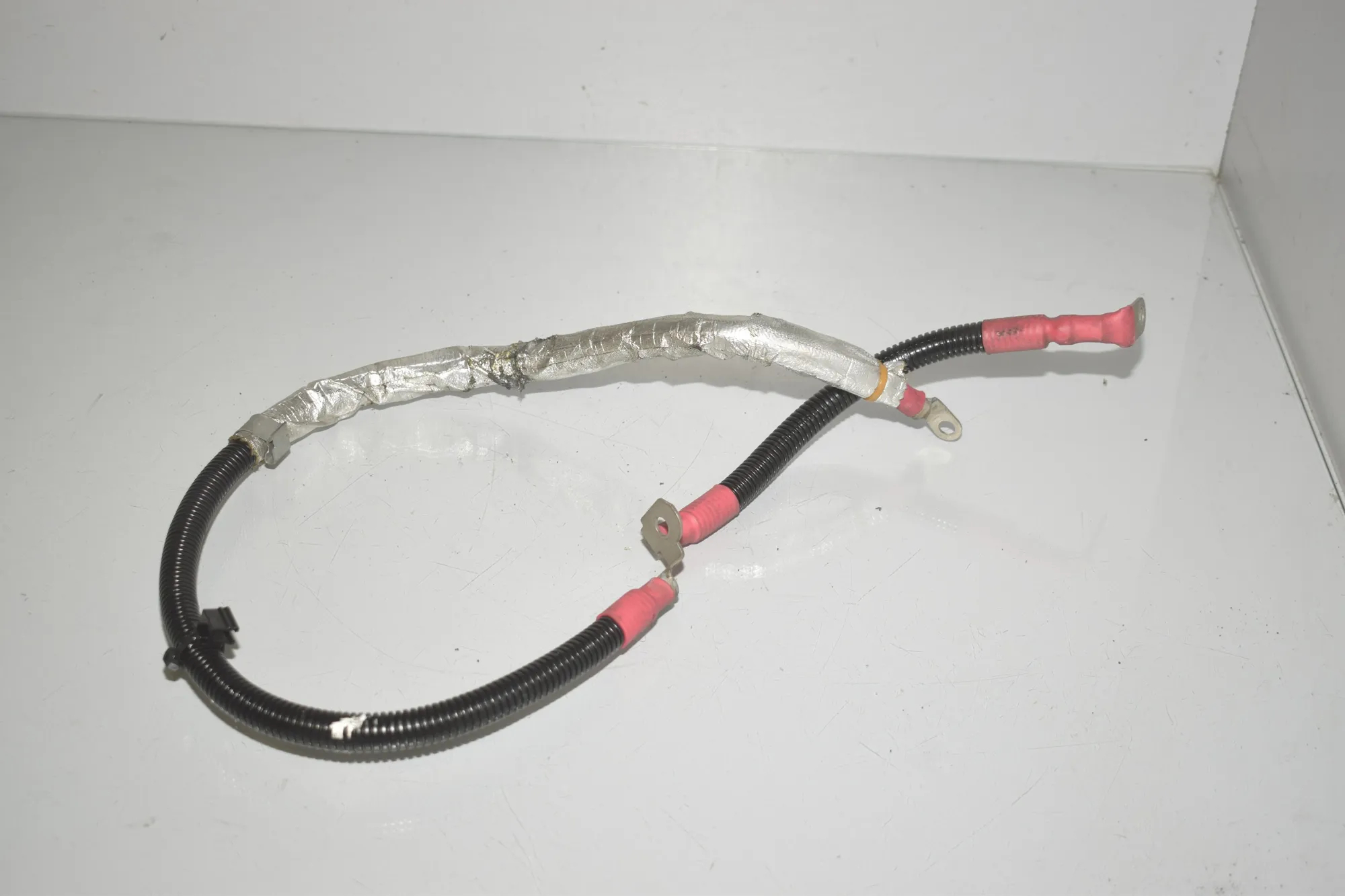 Positive Battery Cable – OEM 7624621 · BMW X1 (E84) sDrive 20 i 2013 – 2