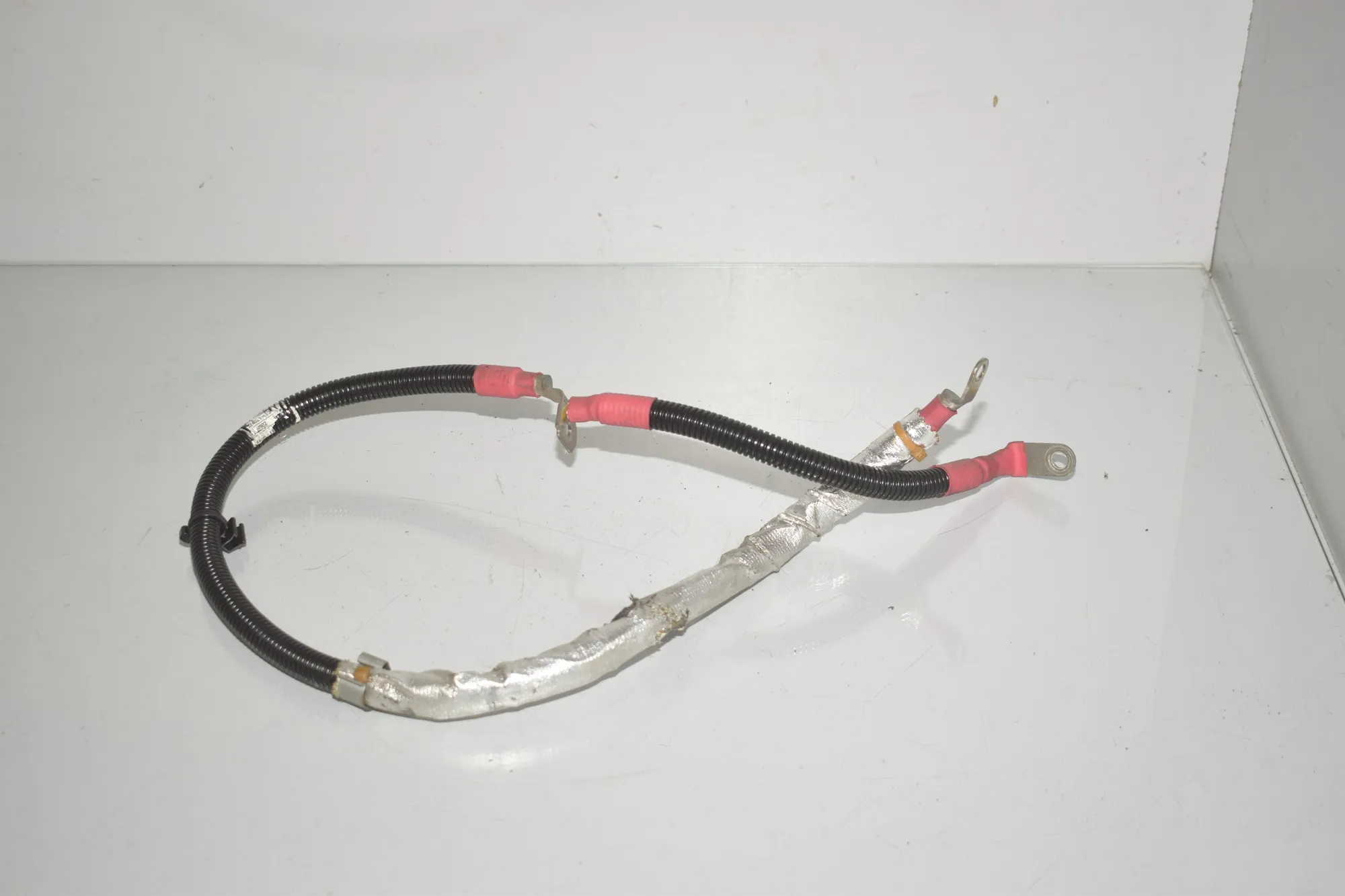 Positive Battery Cable – OEM 7624621 · BMW X1 (E84) sDrive 20 i 2013