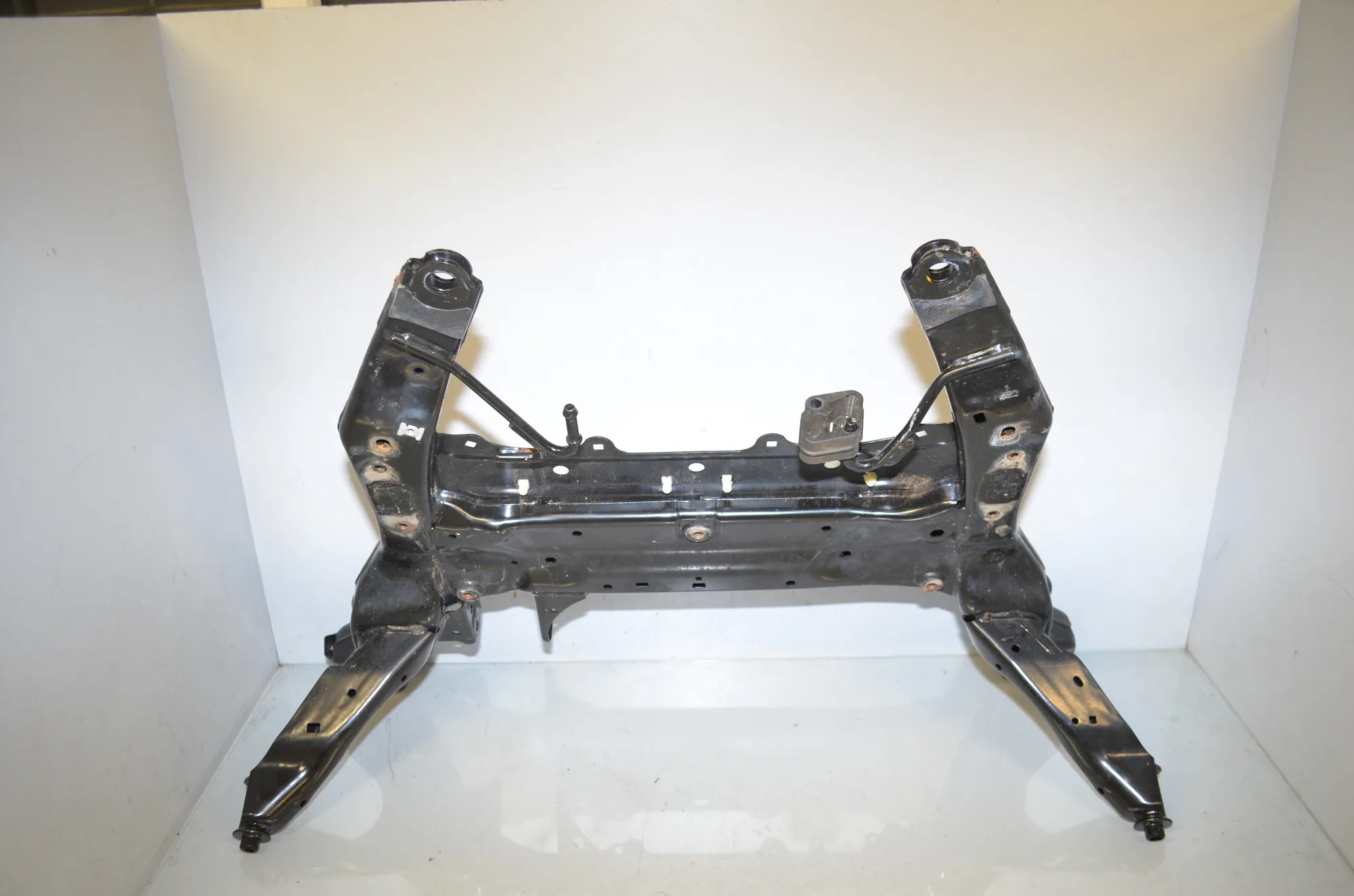 Front Subframe – OEM 6872729 · BMW 1 (F40) (2019 - -) (F40)118i 2020 – 2
