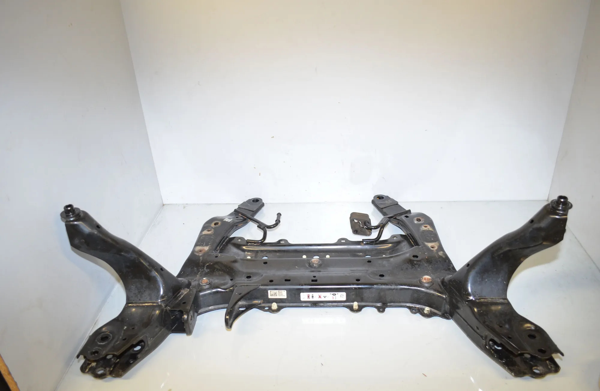 Front Subframe – OEM 6872729 · BMW 1 (F40) (2019 - -) (F40)118i 2020 – 3