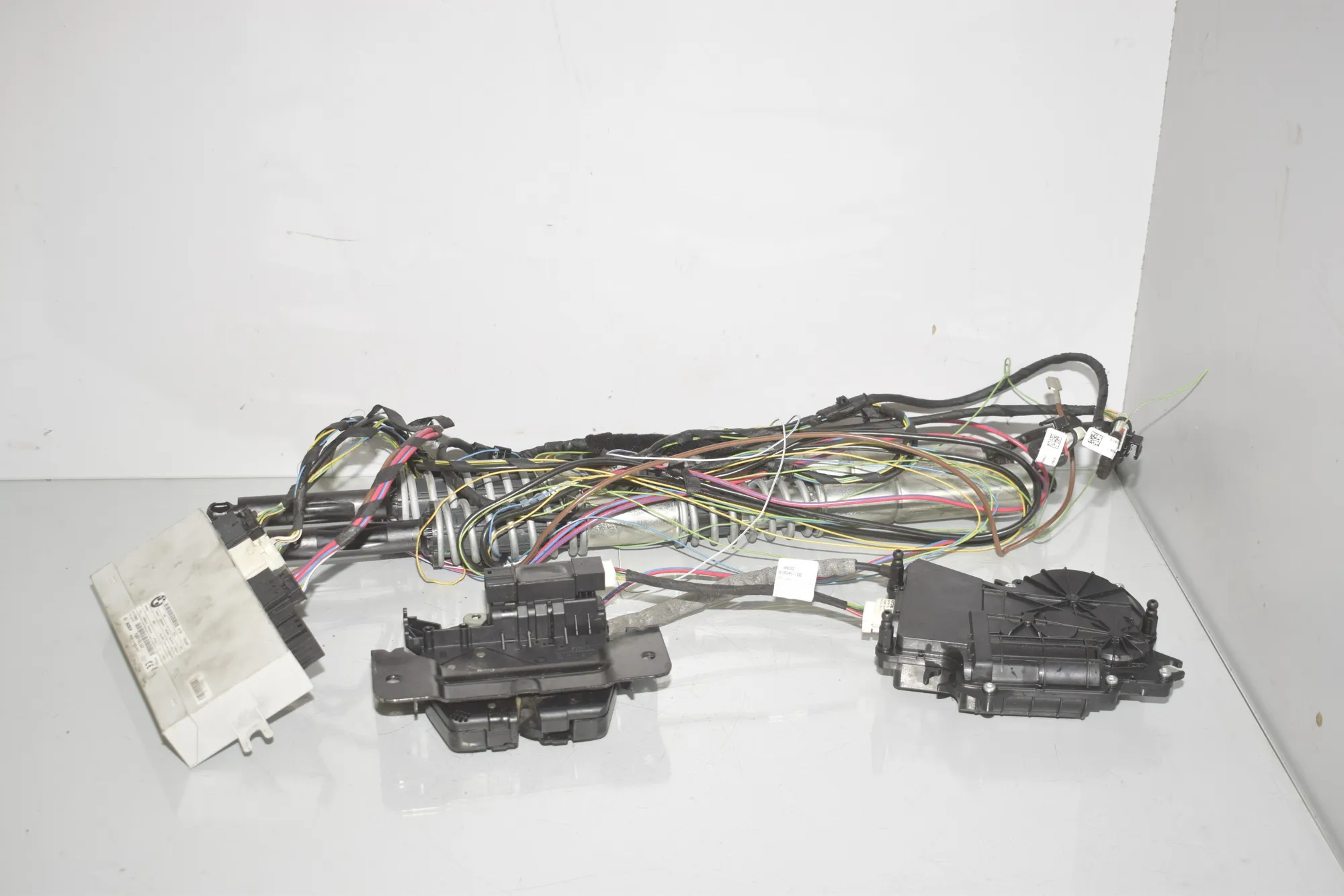 Electric Tailgate Opening Kit – OEM 7208371 · BMW 5 Touring (F11) M 550 d xDrive 2012 – 3