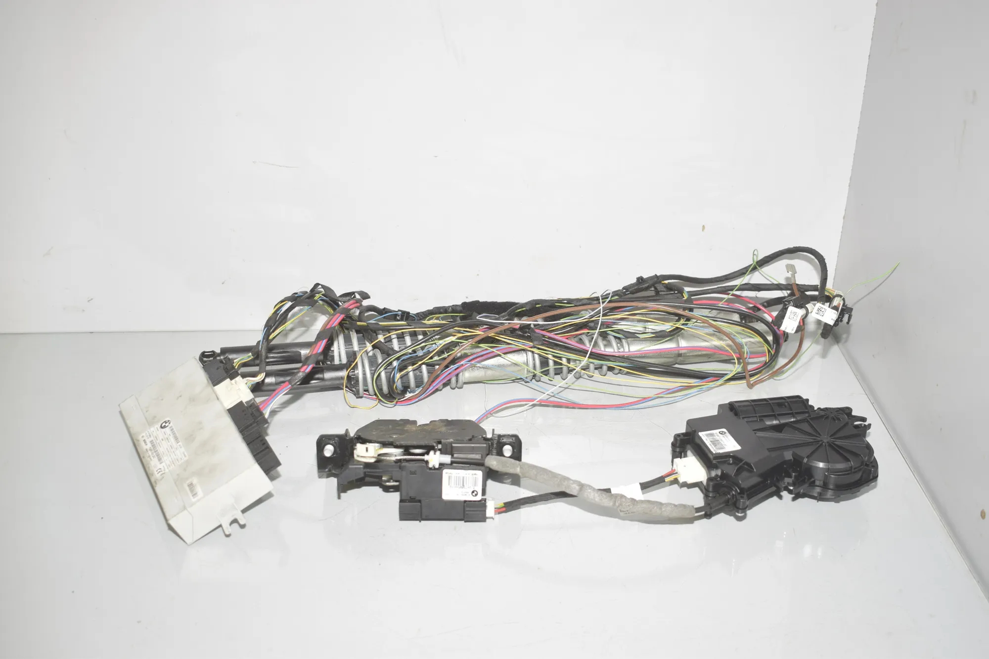 Electric Tailgate Opening Kit – OEM 7208371 · BMW 5 Touring (F11) M 550 d xDrive 2012 – 6