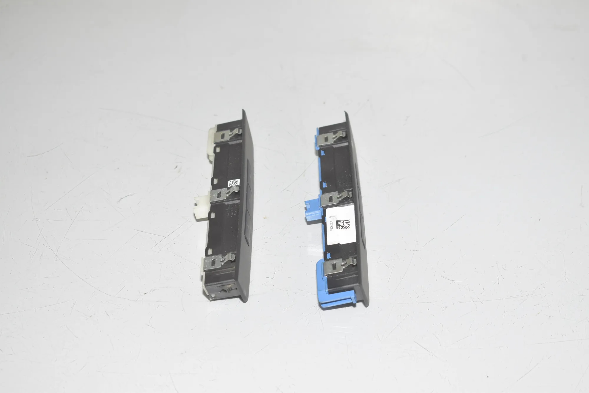 Right Seat Control Buttons – OEM 9215748 · BMW 5 Touring (F11) M 550 d xDrive 2012 – 3