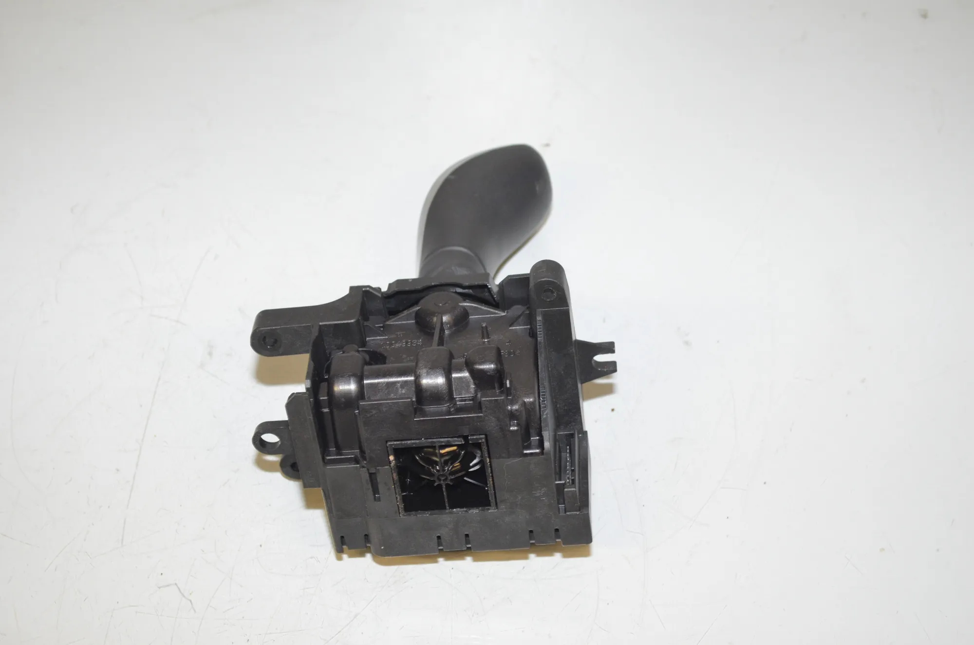 Gear Shifting Mechanism – OEM 9264163 · BMW 5 Touring (F11) M 550 d xDrive 2012 – 4