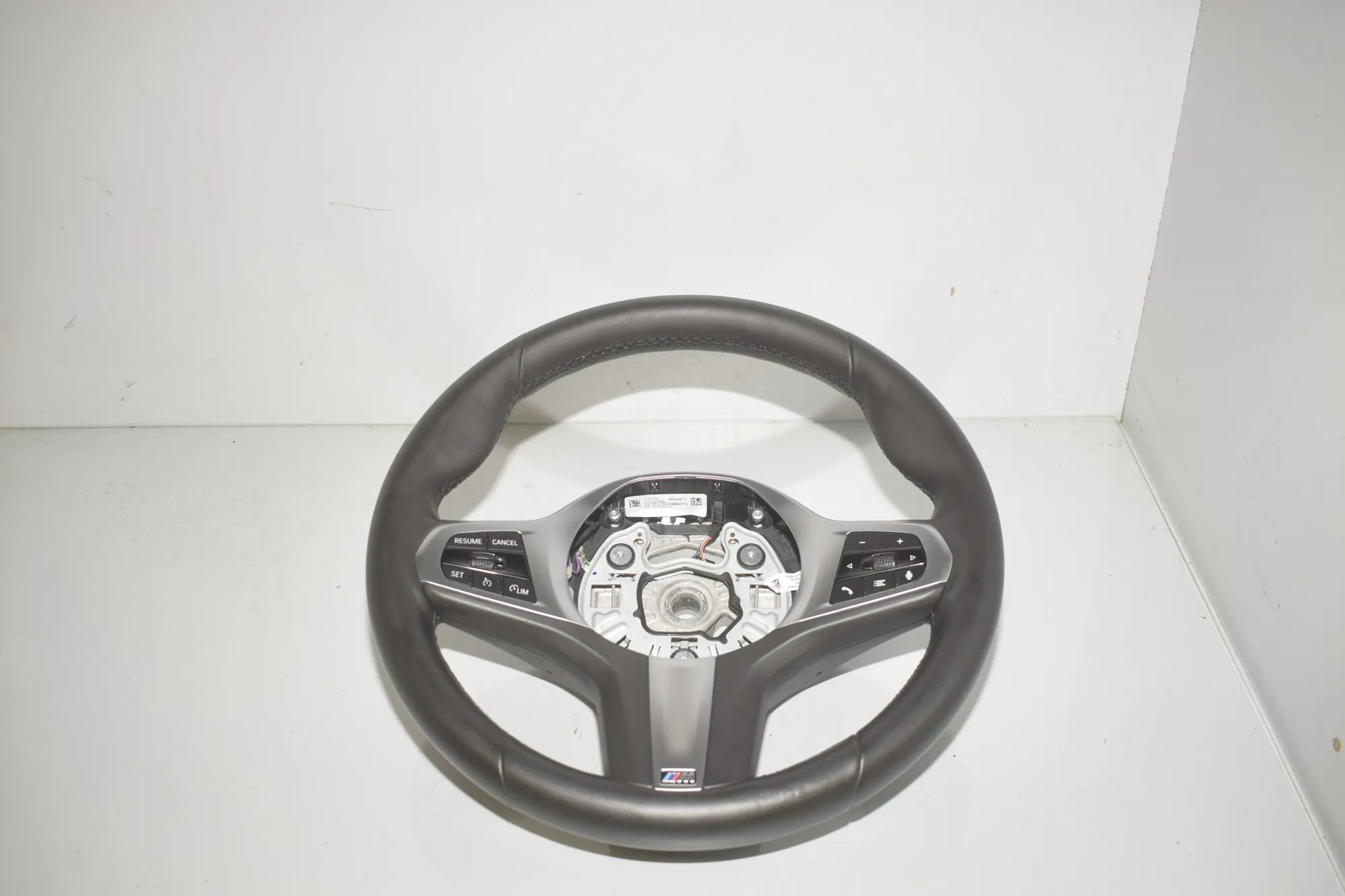 Steering Wheel – OEM 8043601 · BMW 1 (F40) (2019 - -) (F40)118i 2020 – 3