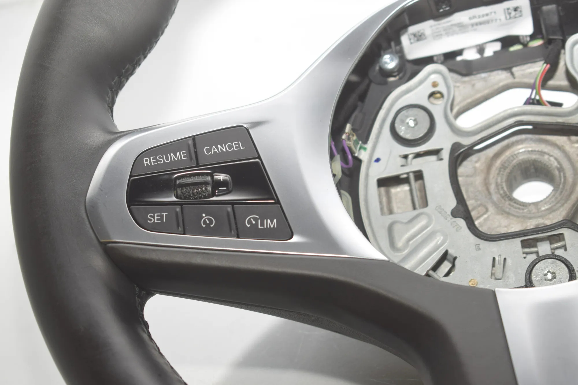 Steering Wheel – OEM 8043601 · BMW 1 (F40) (2019 - -) (F40)118i 2020 – 6