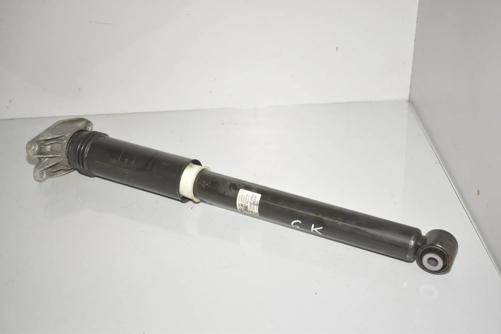 Rear Left Shock Absorber – OEM 6896343 · BMW 2 Active Tourer (U06) (2021 - -) 218d 2022 – 3