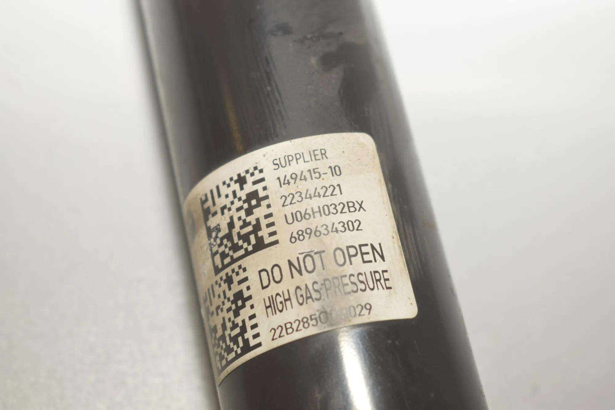 Rear Left Shock Absorber – OEM 6896343 · BMW 2 Active Tourer (U06) (2021 - -) 218d 2022 – 4