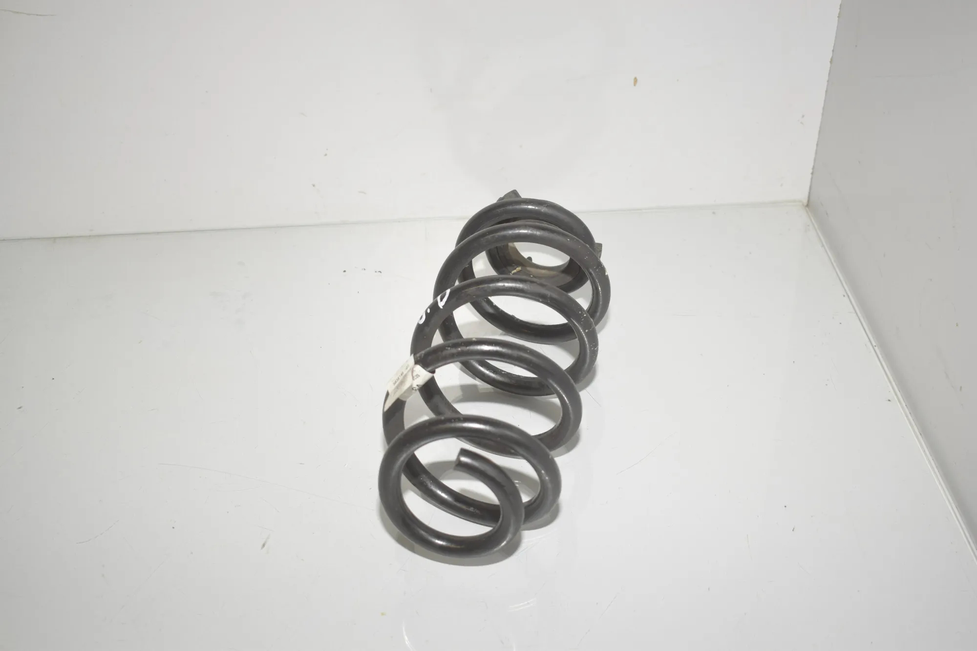 Rear Right Coil Spring – OEM 8838146 · BMW 2 Active Tourer (U06) (2021 - -) 218d 2022 – 2
