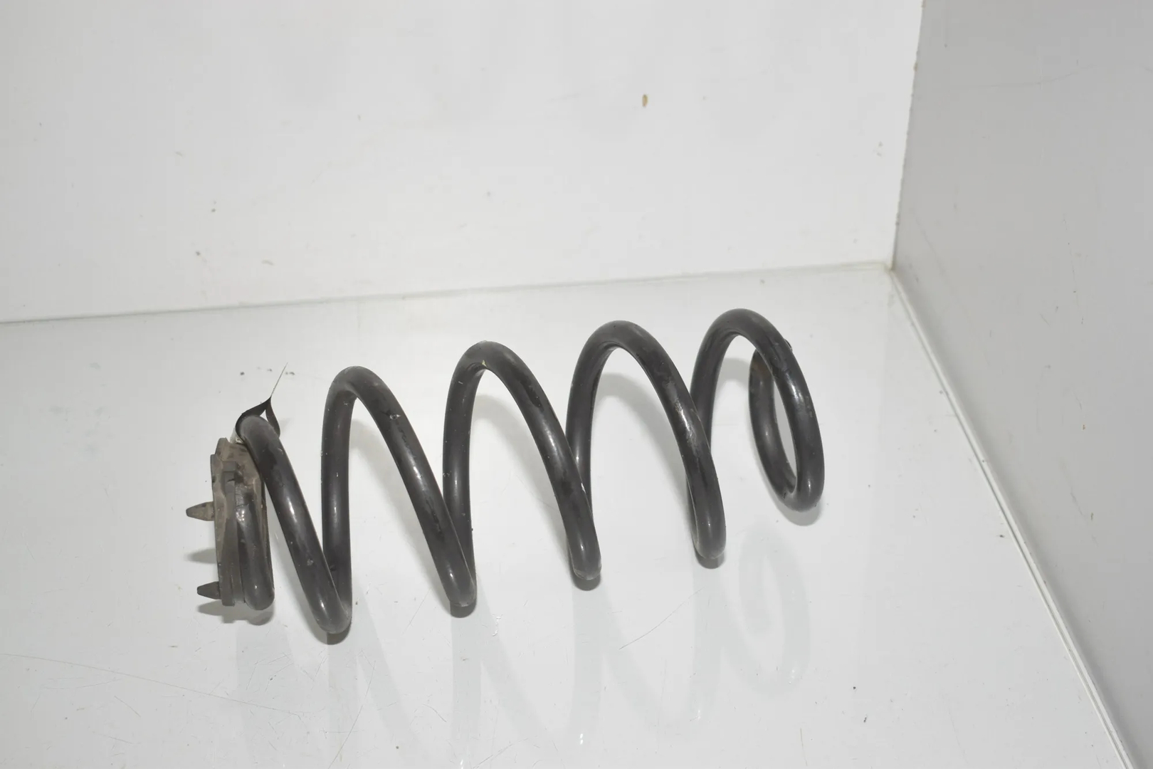Rear Left Coil Spring – OEM 8838146 · BMW 2 Active Tourer (U06) (2021 - -) 218d 2022 – 3