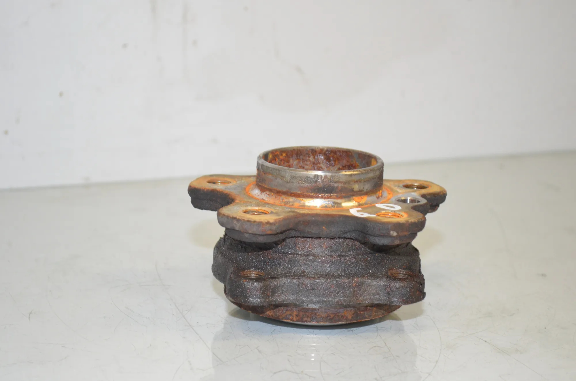 Rear Right Wheel Bearing – OEM 6899176 · BMW 2 Active Tourer (U06) (2021 - -) 218d 2022 – 2