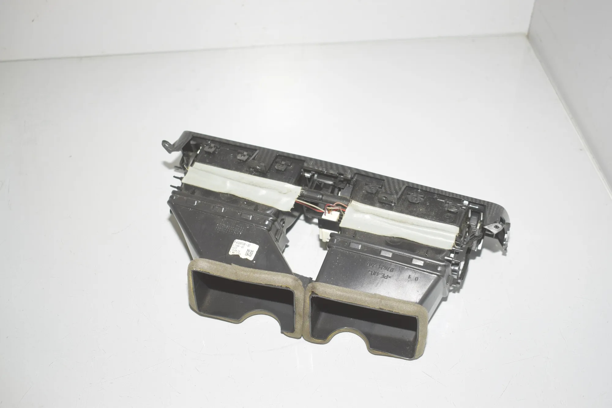 Dashboard Air Vents – OEM 9209136 · BMW 5 (F10) 530 d 2013 – 4