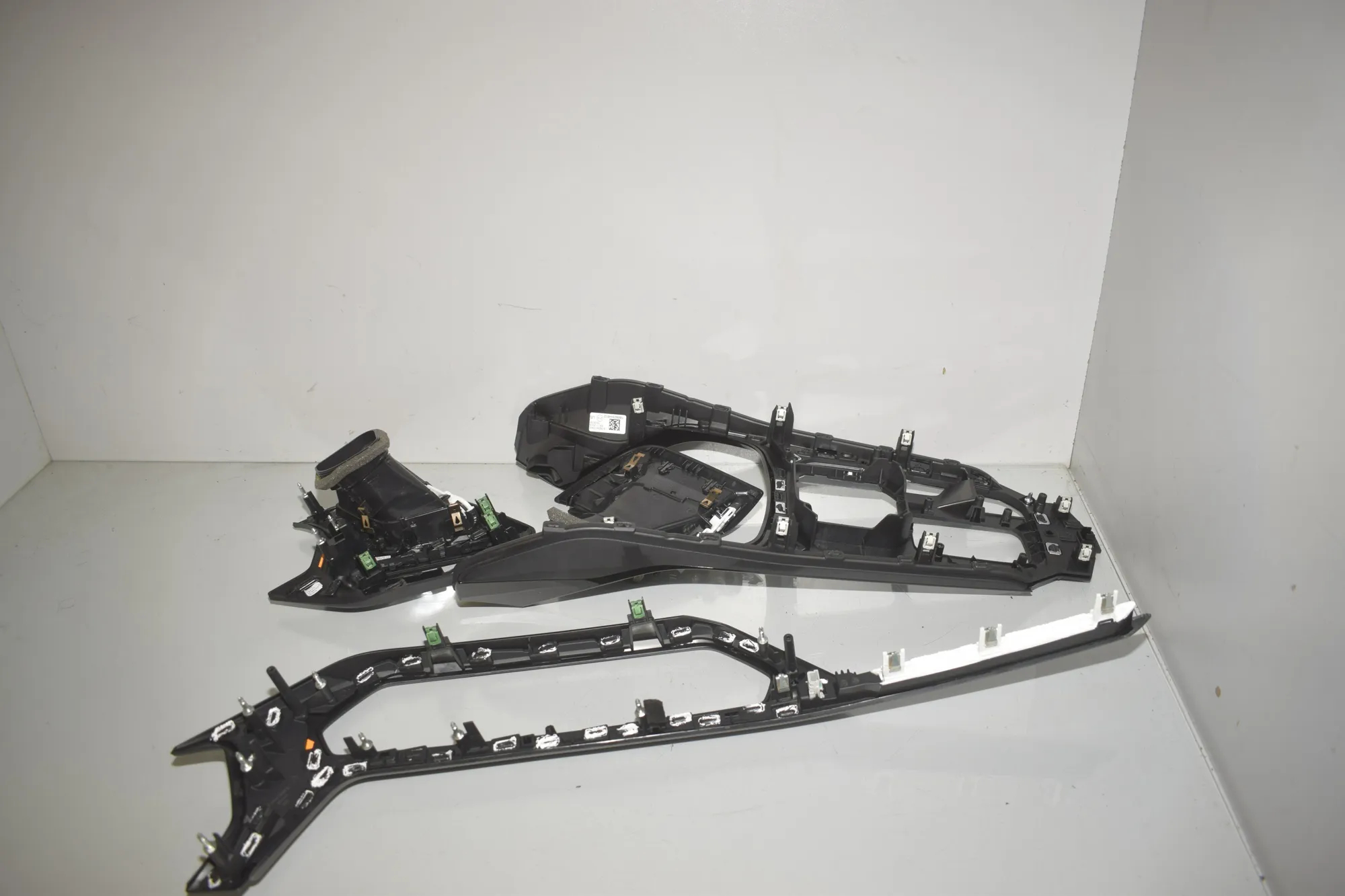 Interior Trim Strips Kit – OEM 9636314 · BMW 1 (F40) (2019 - -) (F40)118i 2020 – 6