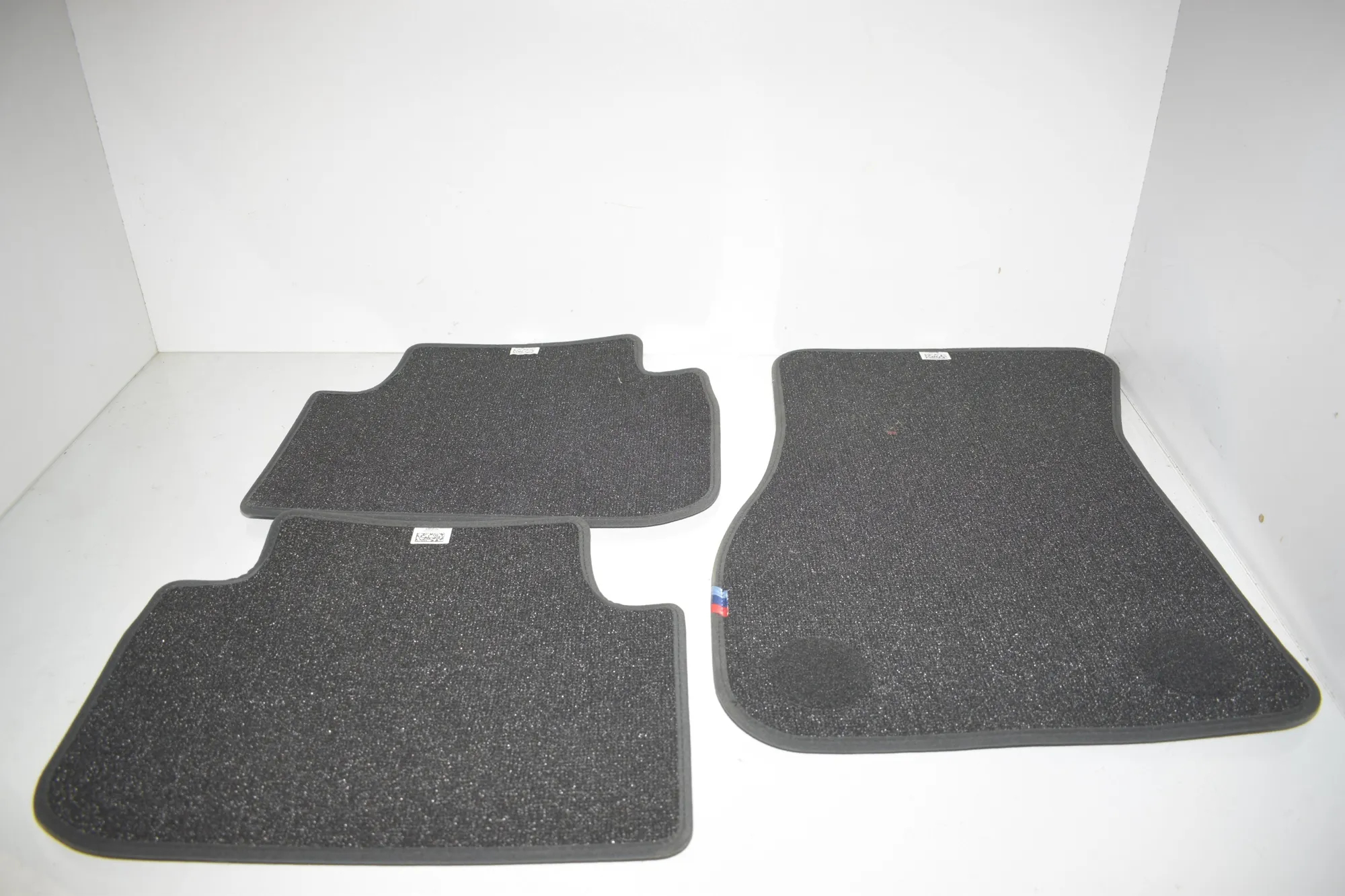 Floor Mat Set – OEM 8096806 · BMW 1 (F40) (2019 - -) (F40)118i 2020 – 3