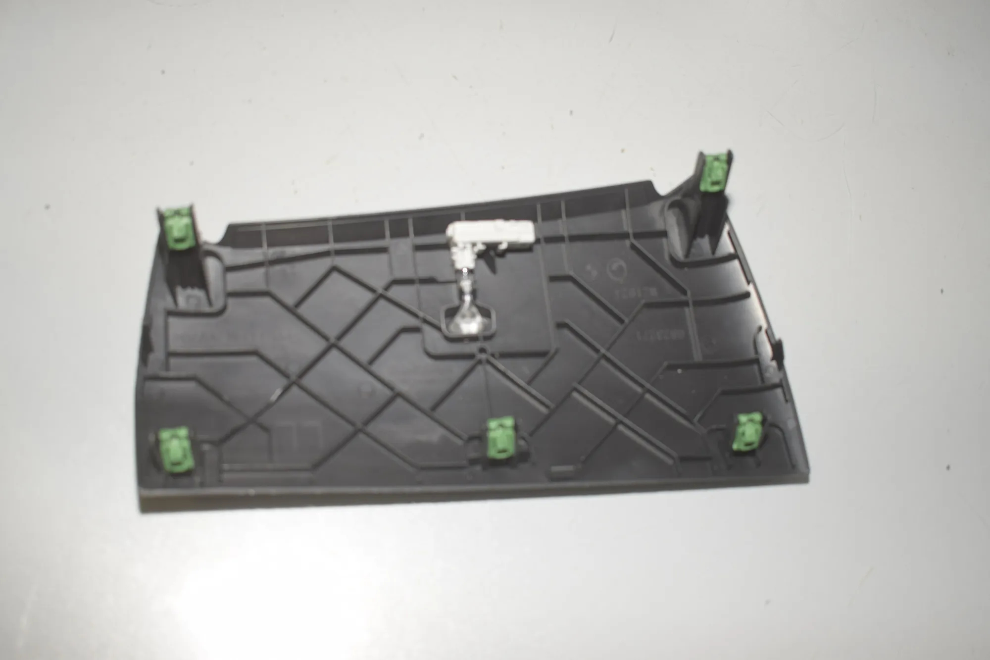 Other Interior Parts – OEM 6823271 · BMW 1 (F40) (2019 - -) (F40)118i 2020 – 4