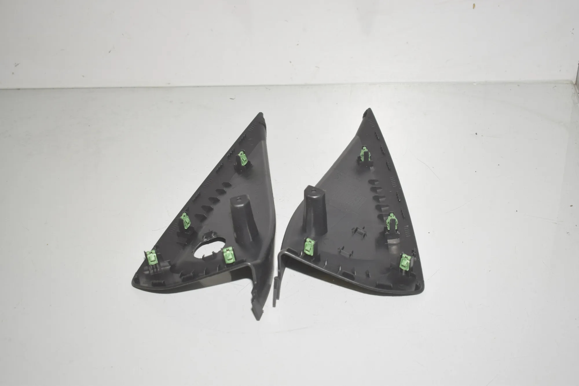 Dashboard Trim – OEM 6823270 · BMW 1 (F40) (2019 - -) (F40)118i 2020 – 3