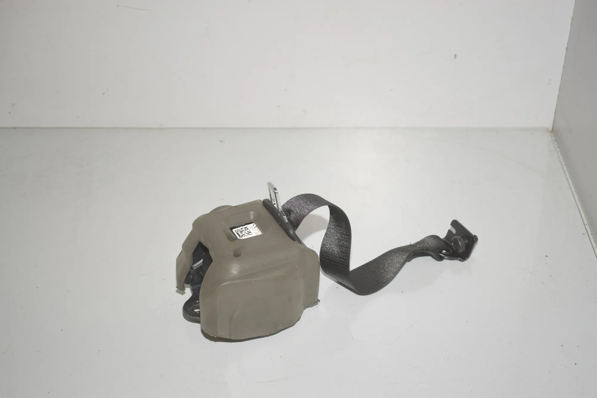 Rear Left Seatbelt – OEM 7456277 · BMW 1 (F40) (2019 - -) (F40)118i 2020