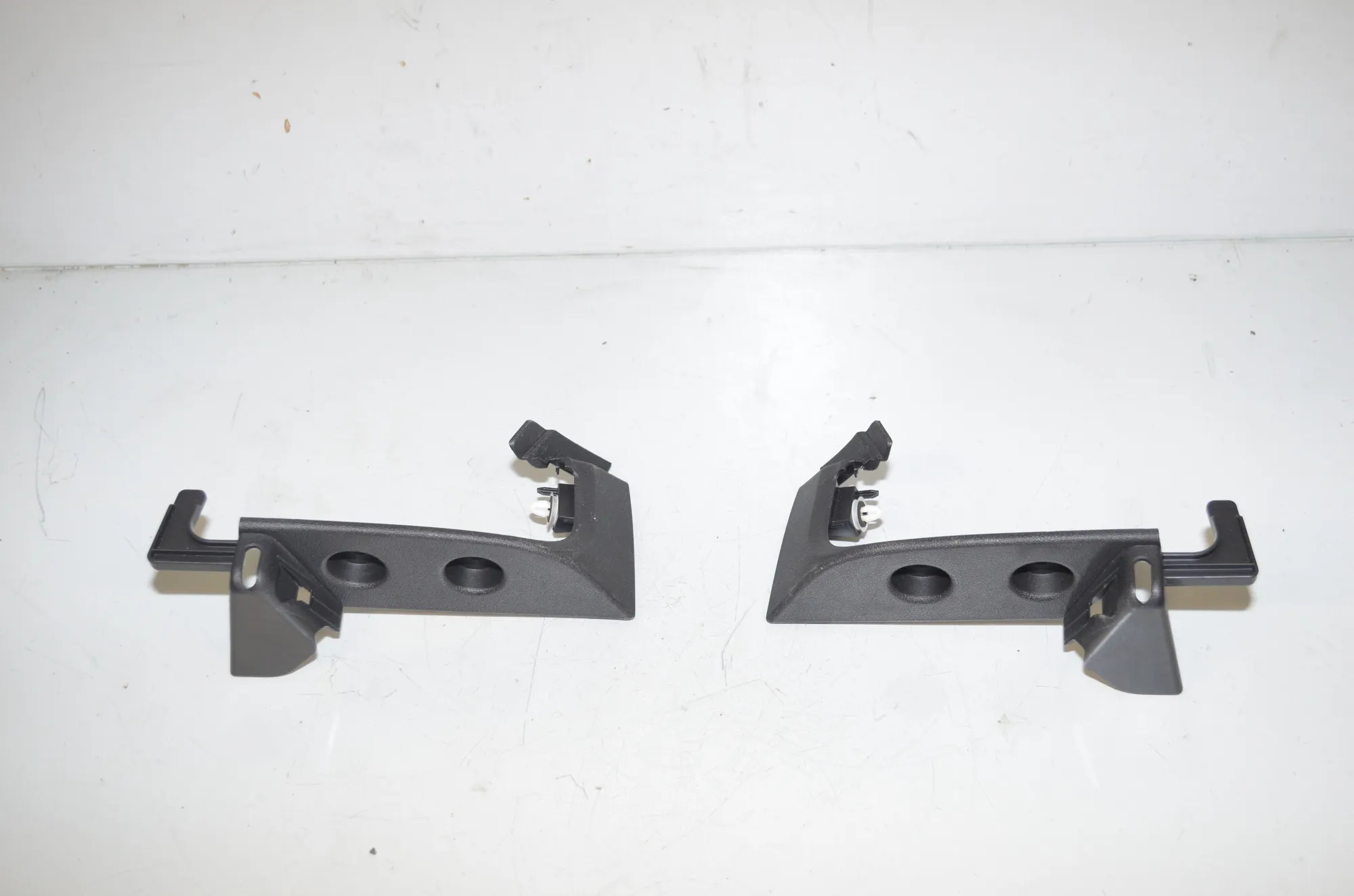 Other Interior Parts – OEM 7492476 · BMW 1 (F40) (2019 - -) (F40)118i 2020