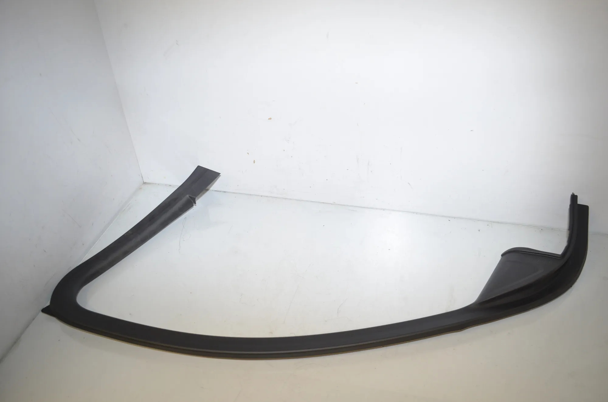 Front Right Door Panel – OEM 7464800 · BMW 1 (F40) (2019 - -) (F40)118i 2020 – 2