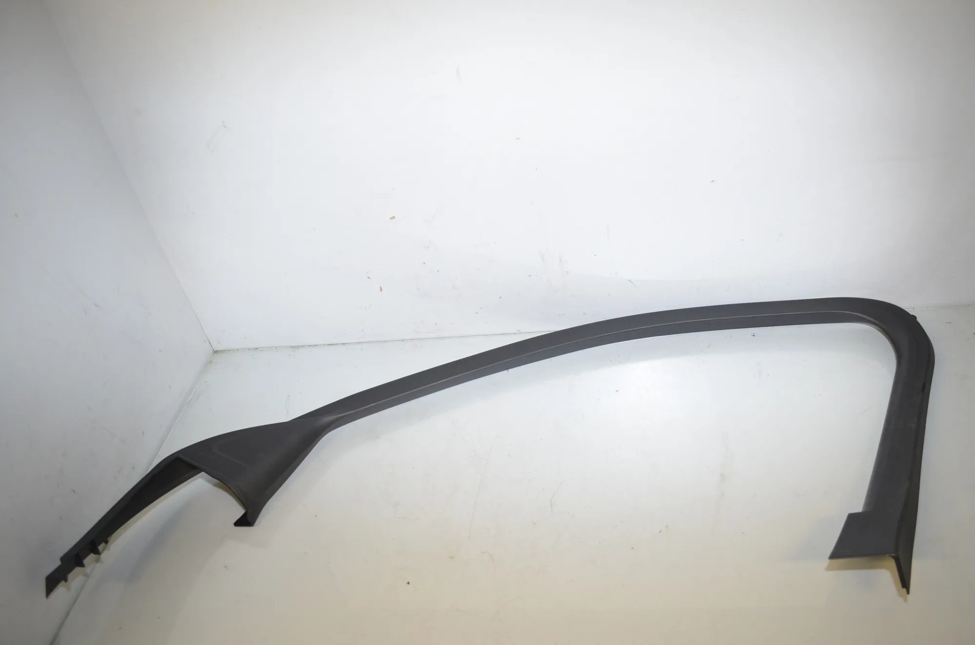 Front Right Door Panel – OEM 7464800 · BMW 1 (F40) (2019 - -) (F40)118i 2020