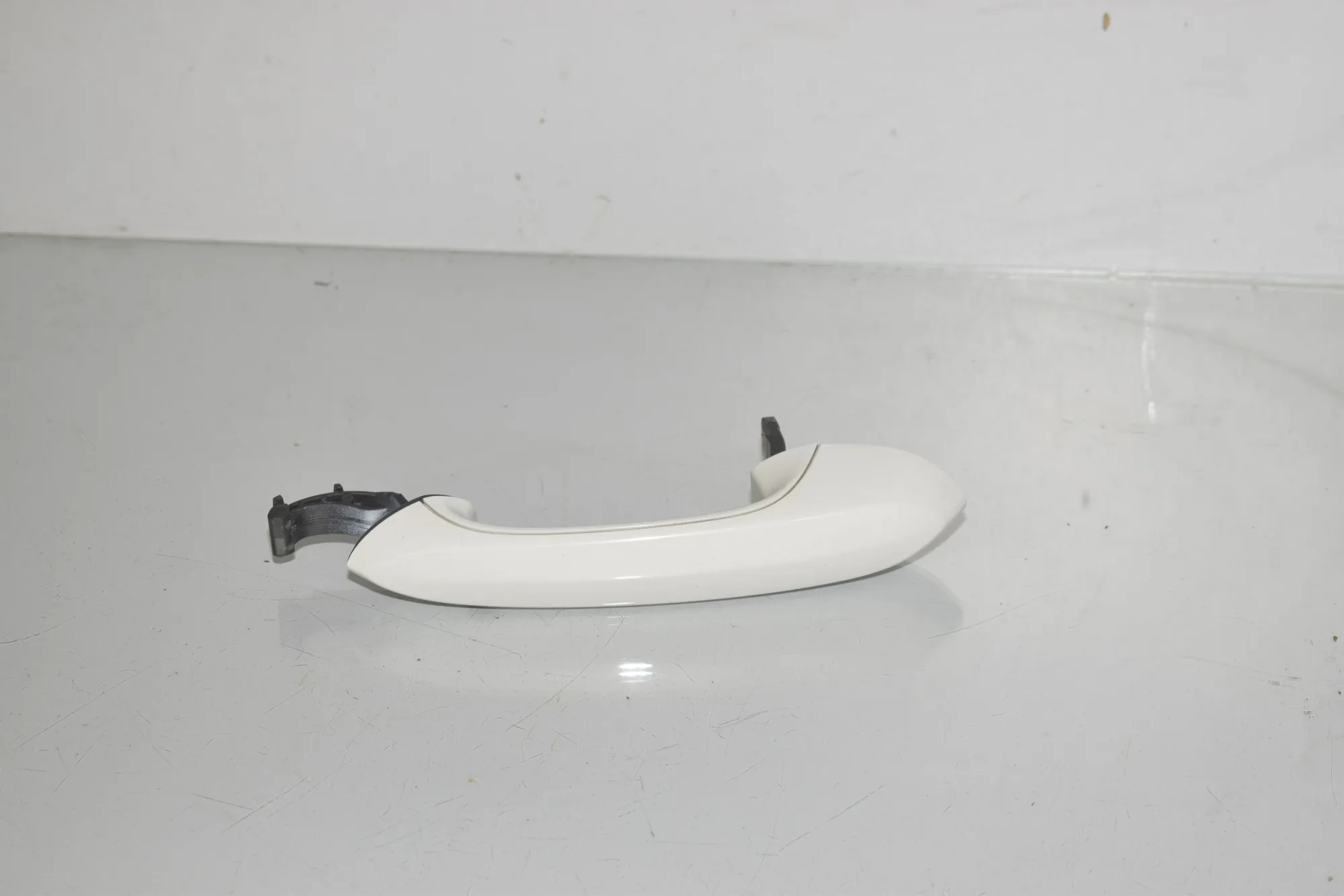 Rear Left Door Exterior Handle – OEM 9491457 · BMW 1 (F40) (2019 - -) (F40)118i 2020