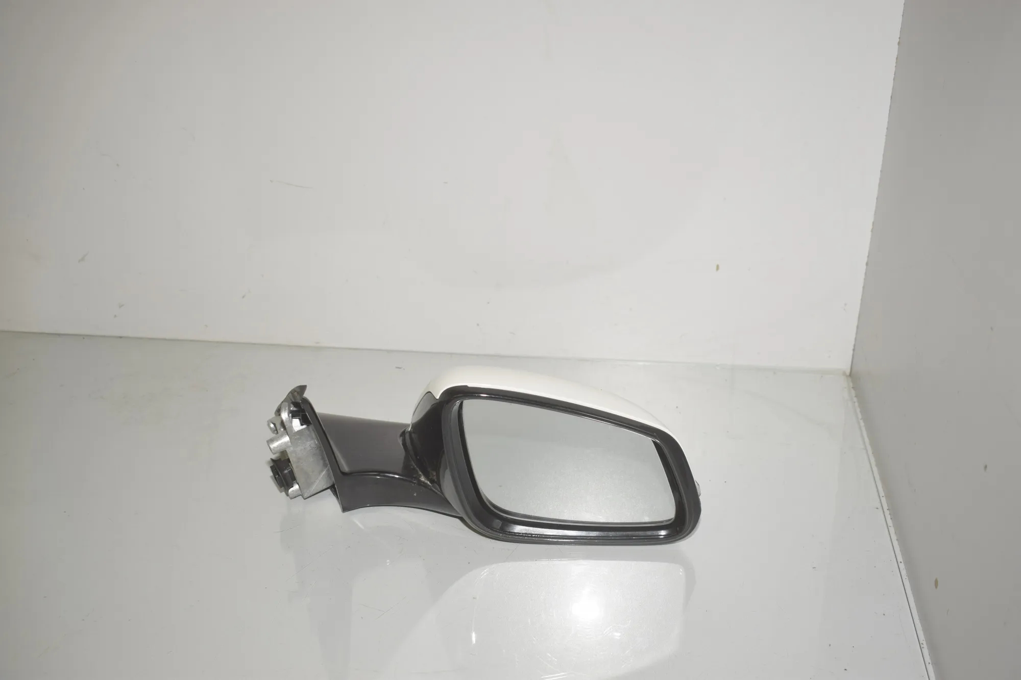 Right Side Wing Mirror – OEM 9448490 · BMW 1 (F40) (2019 - -) (F40)118i 2020 – 2