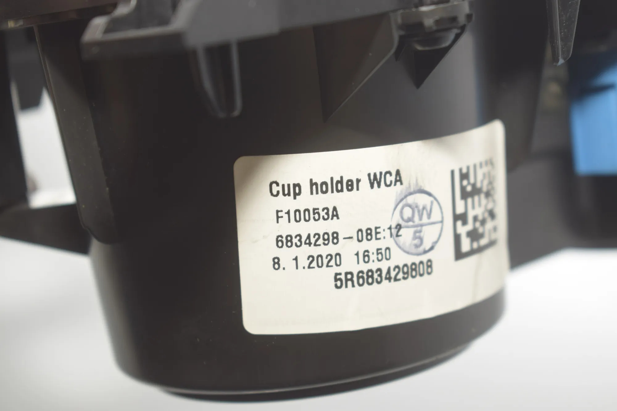 Cup Holder – OEM 7951771 · BMW 1 (F40) (2019 - -) (F40)118i 2020 – 4