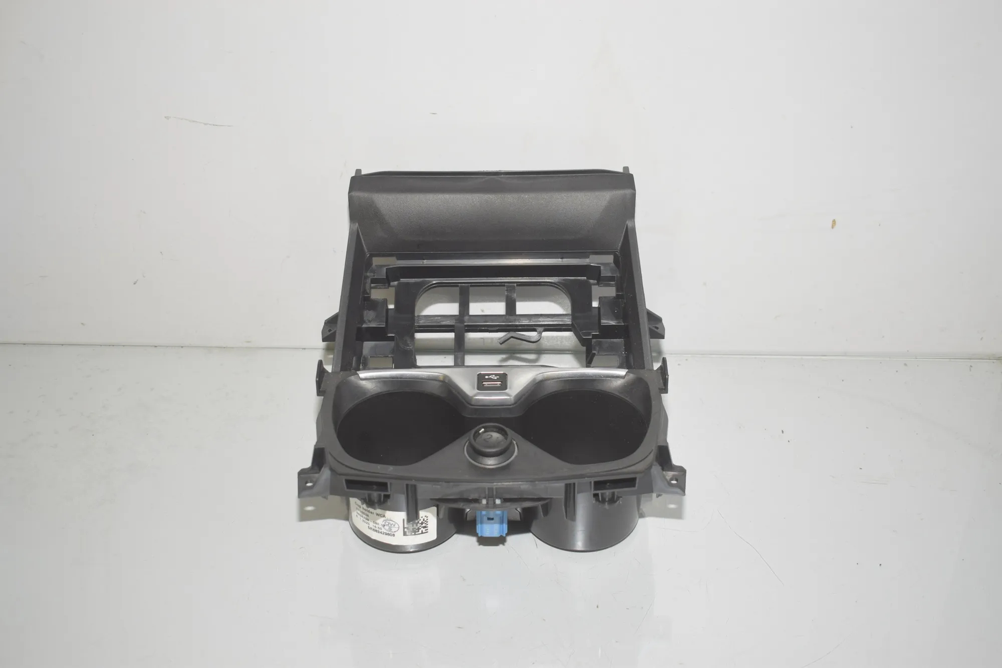 Cup Holder – OEM 7951771 · BMW 1 (F40) (2019 - -) (F40)118i 2020