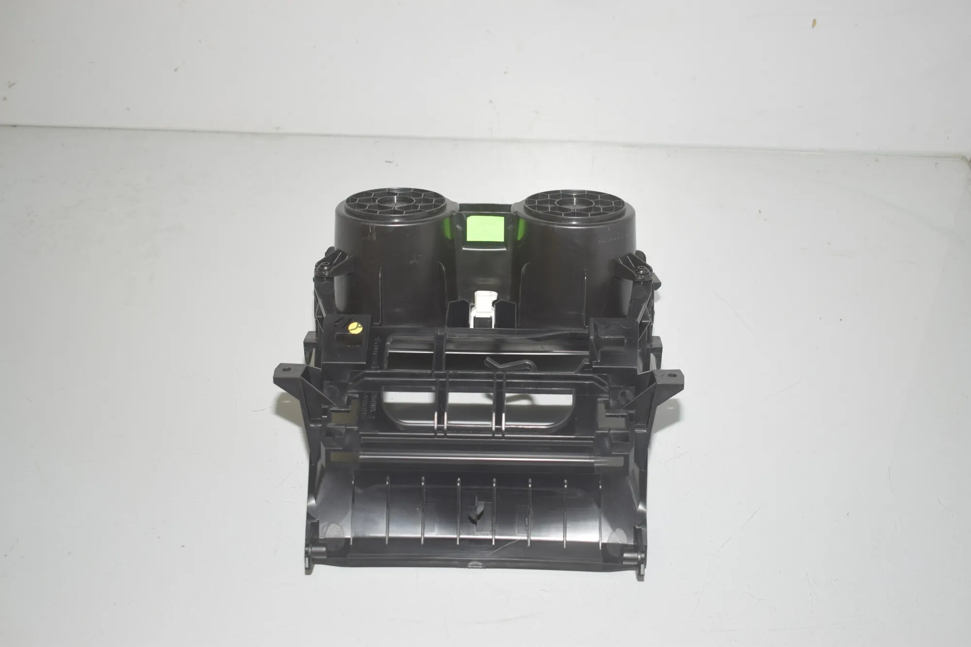 Cup Holder – OEM 7951771 · BMW 1 (F40) (2019 - -) (F40)118i 2020 – 3