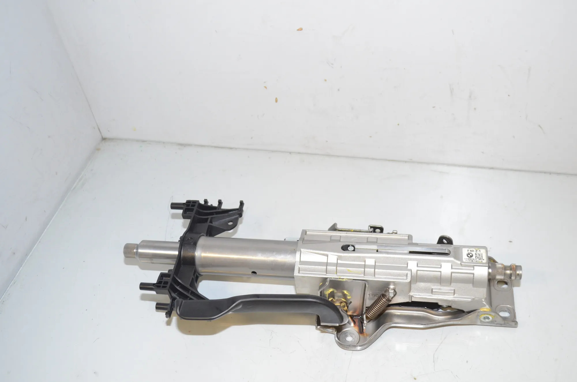 Steering Wheel Adjustment Mechanism – OEM 6898226 · BMW 1 (F40) (2019 - -) (F40)118i 2020