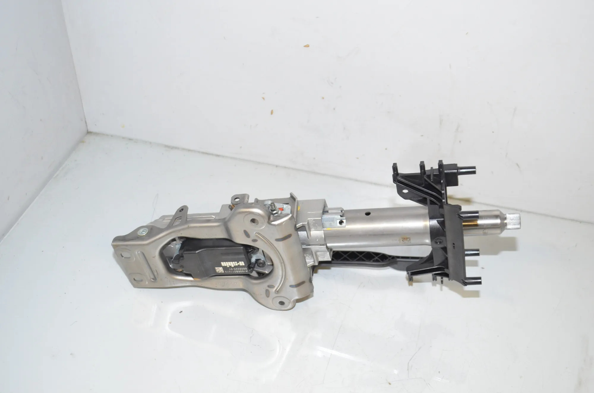 Steering Wheel Adjustment Mechanism – OEM 6898226 · BMW 1 (F40) (2019 - -) (F40)118i 2020 – 3