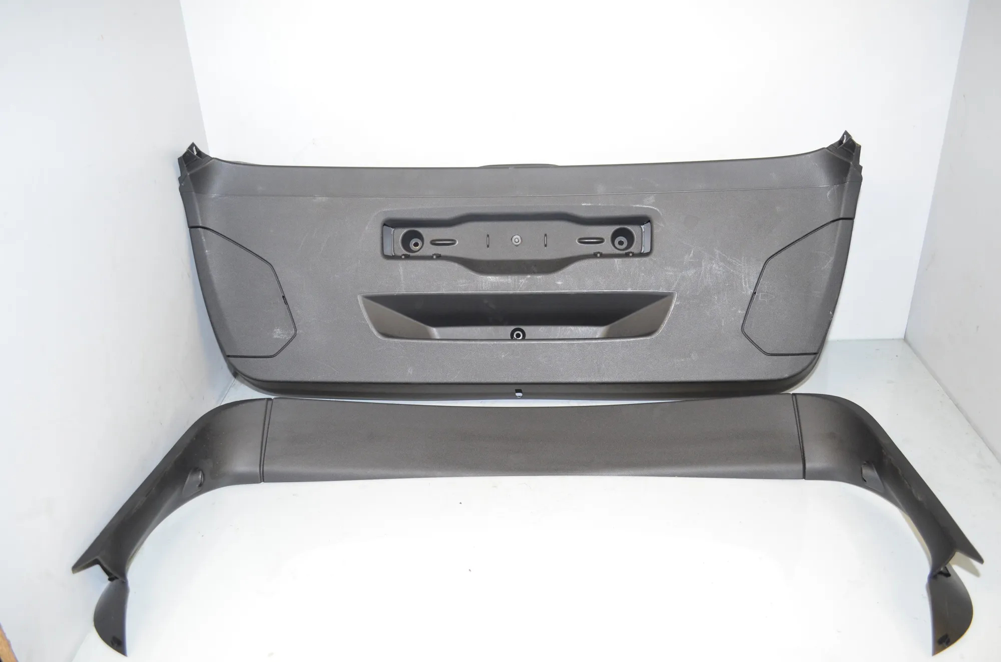 Tailgate Bootlid Cover Trim – OEM 7456056 · BMW 1 (F40) (2019 - -) (F40)118i 2020