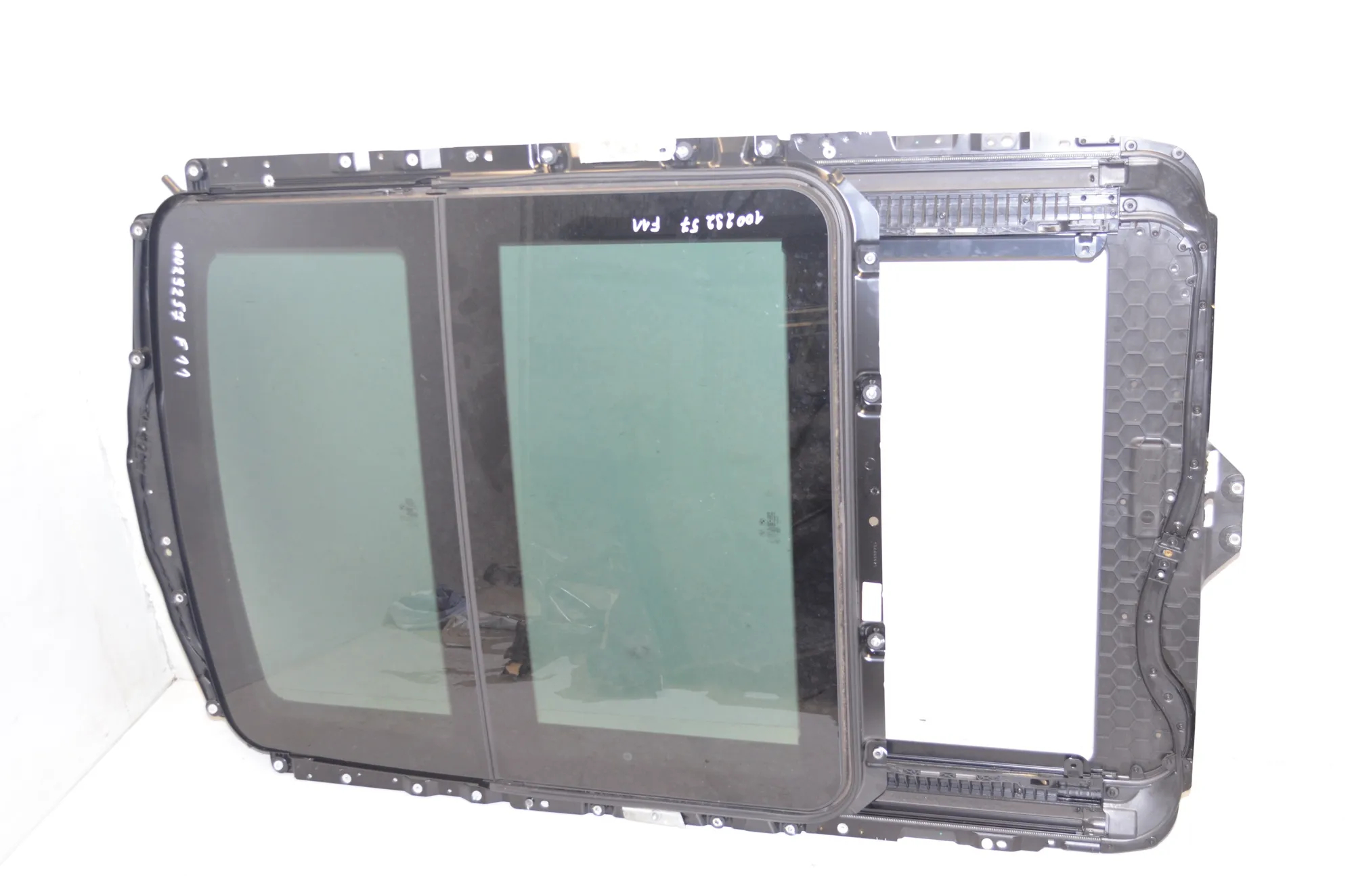 Sunroof – OEM 7228756 · BMW 5 Touring (F11) M 550 d xDrive 2012 – 2
