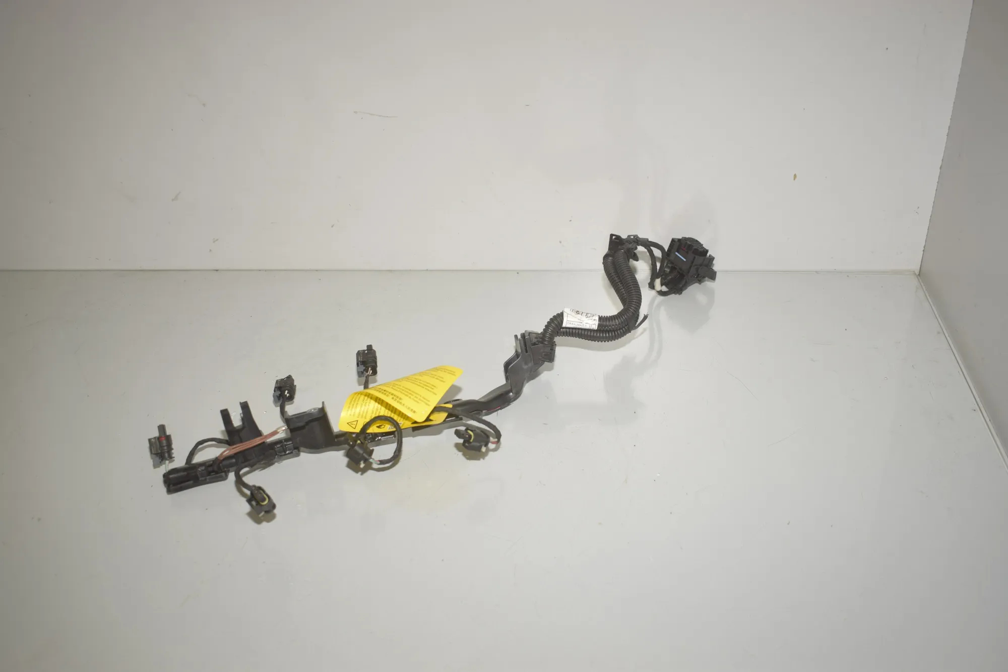 Glow Plug Wires – OEM 8678974 · BMW 1 (F40) (2019 - -) (F40)118i 2020 – 3