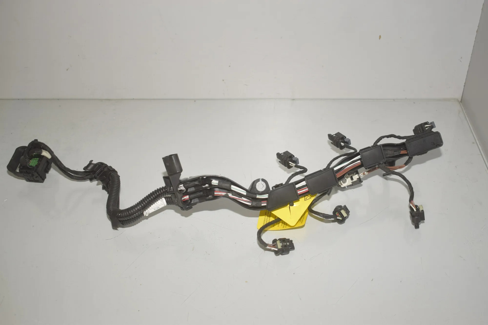 Glow Plug Wires – OEM 8678974 · BMW 1 (F40) (2019 - -) (F40)118i 2020