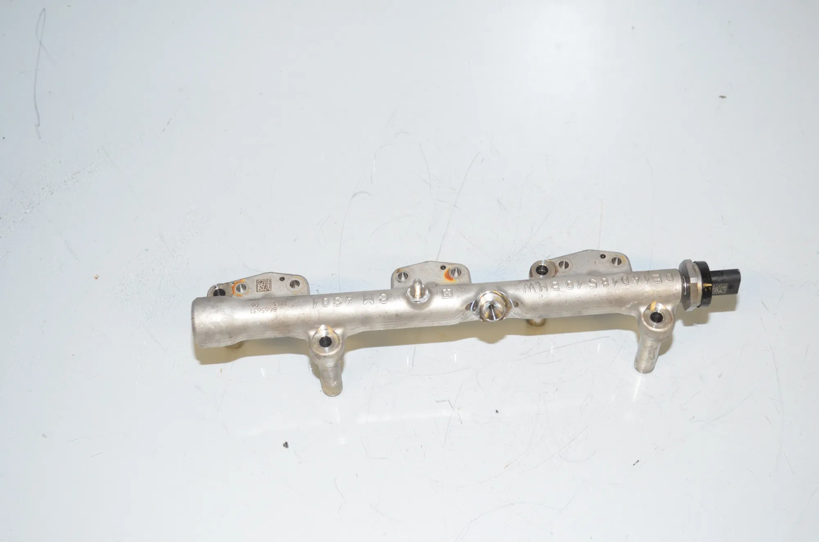 Fuel Rail – OEM 8665631 · BMW 1 (F40) (2019 - -) (F40)118i 2020 – 2