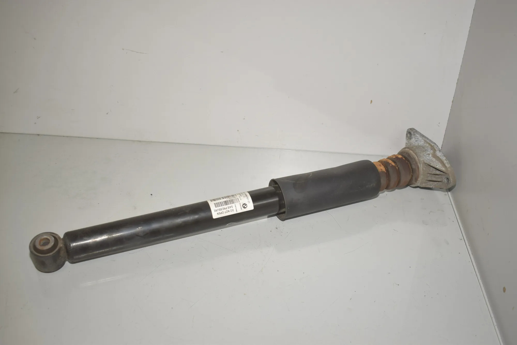 Rear Right Shock Absorber – OEM 6886761 · BMW X1 (F48) xDrive 18 d 2018 – 3