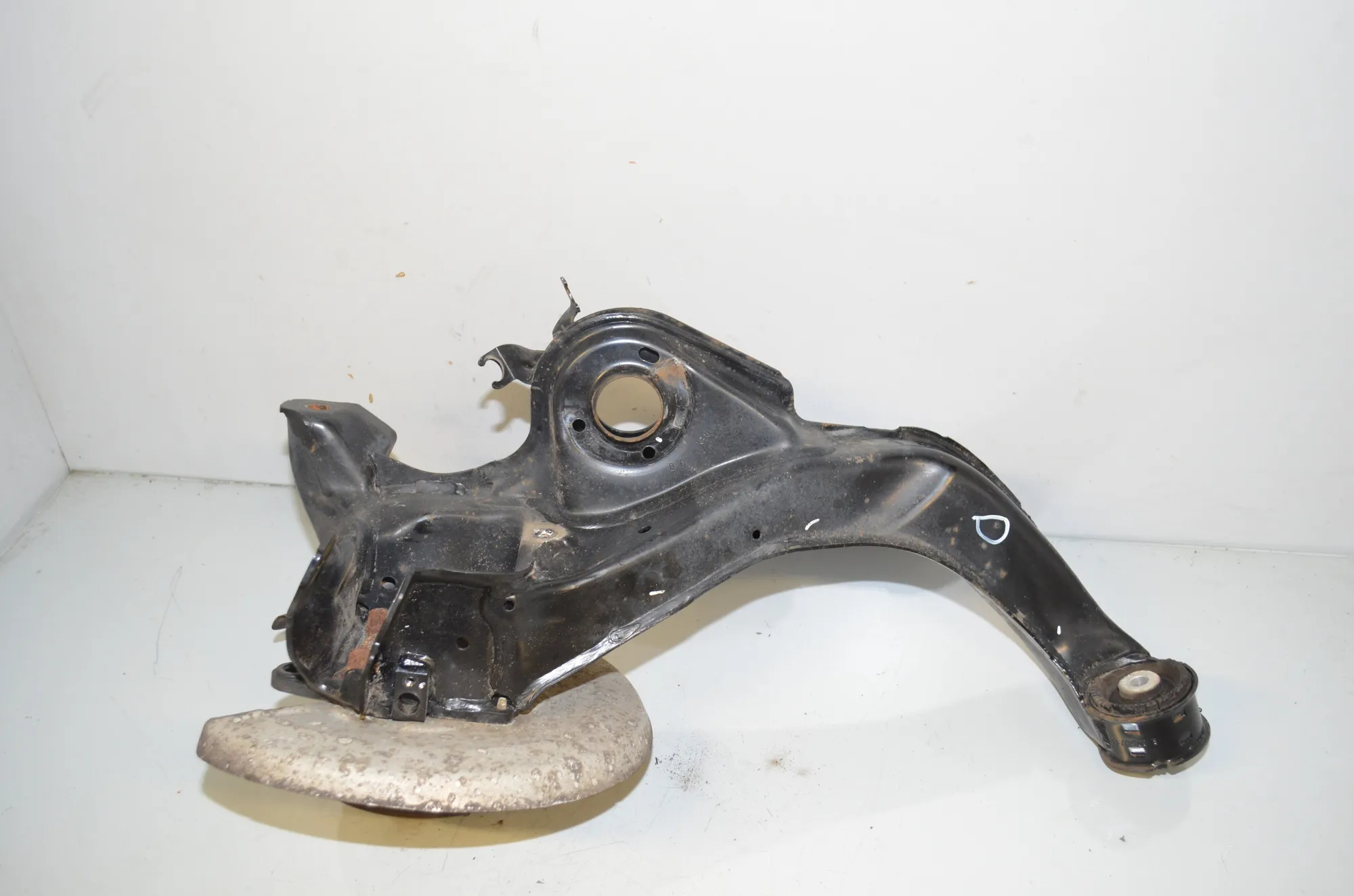 Rear Right Wheel Hub – OEM 8842880 · BMW X1 (F48) xDrive 18 d 2018 – 3