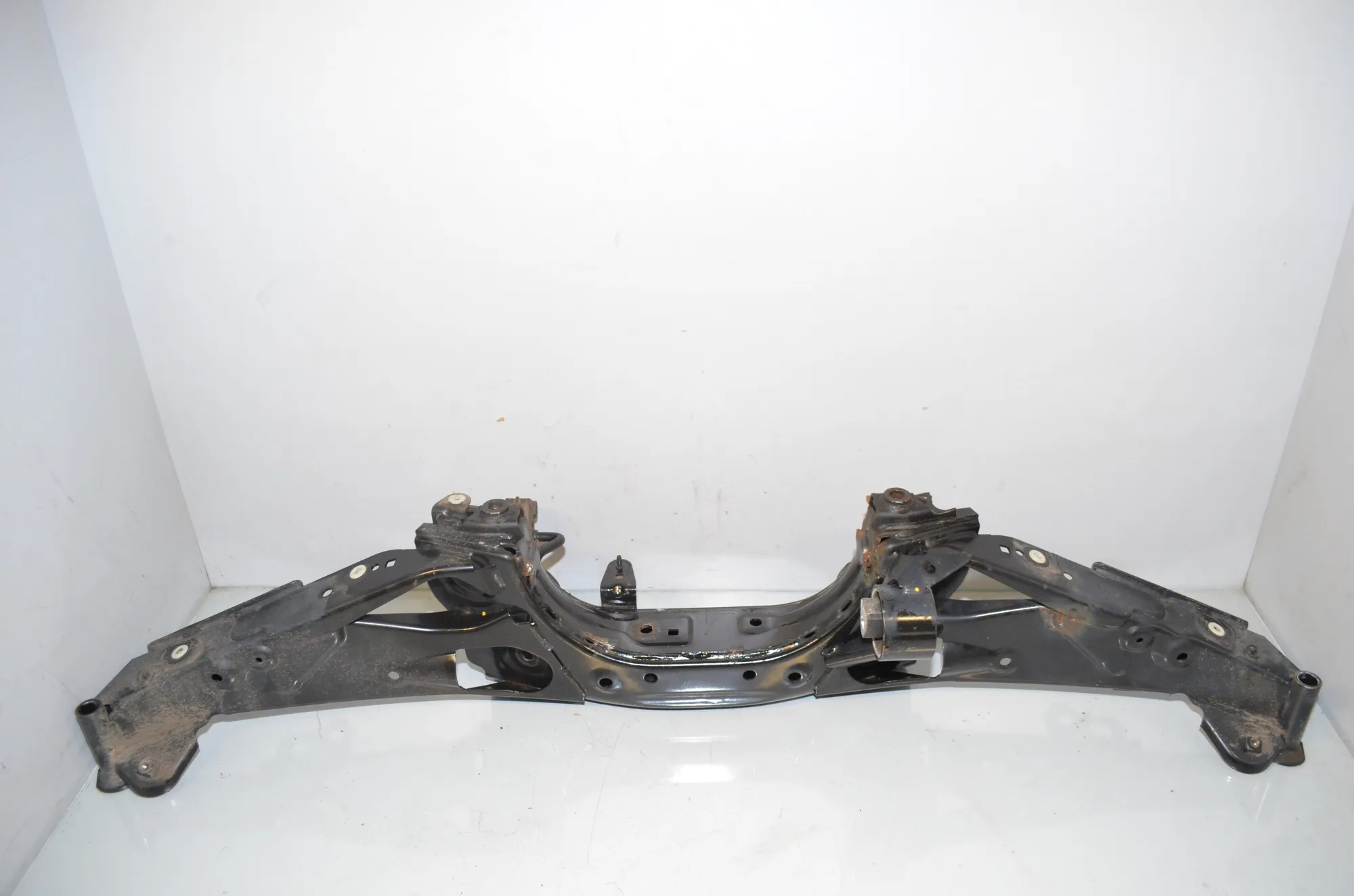 Rear Subframe – OEM 6862558 · BMW X1 (F48) xDrive 18 d 2018 – 2