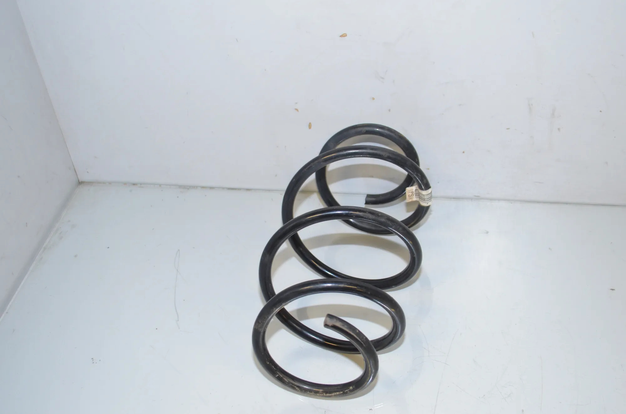 Front Left Coil Spring – OEM 6898617 · BMW 3 Touring (G21) (2019 - -) 320 d 2019